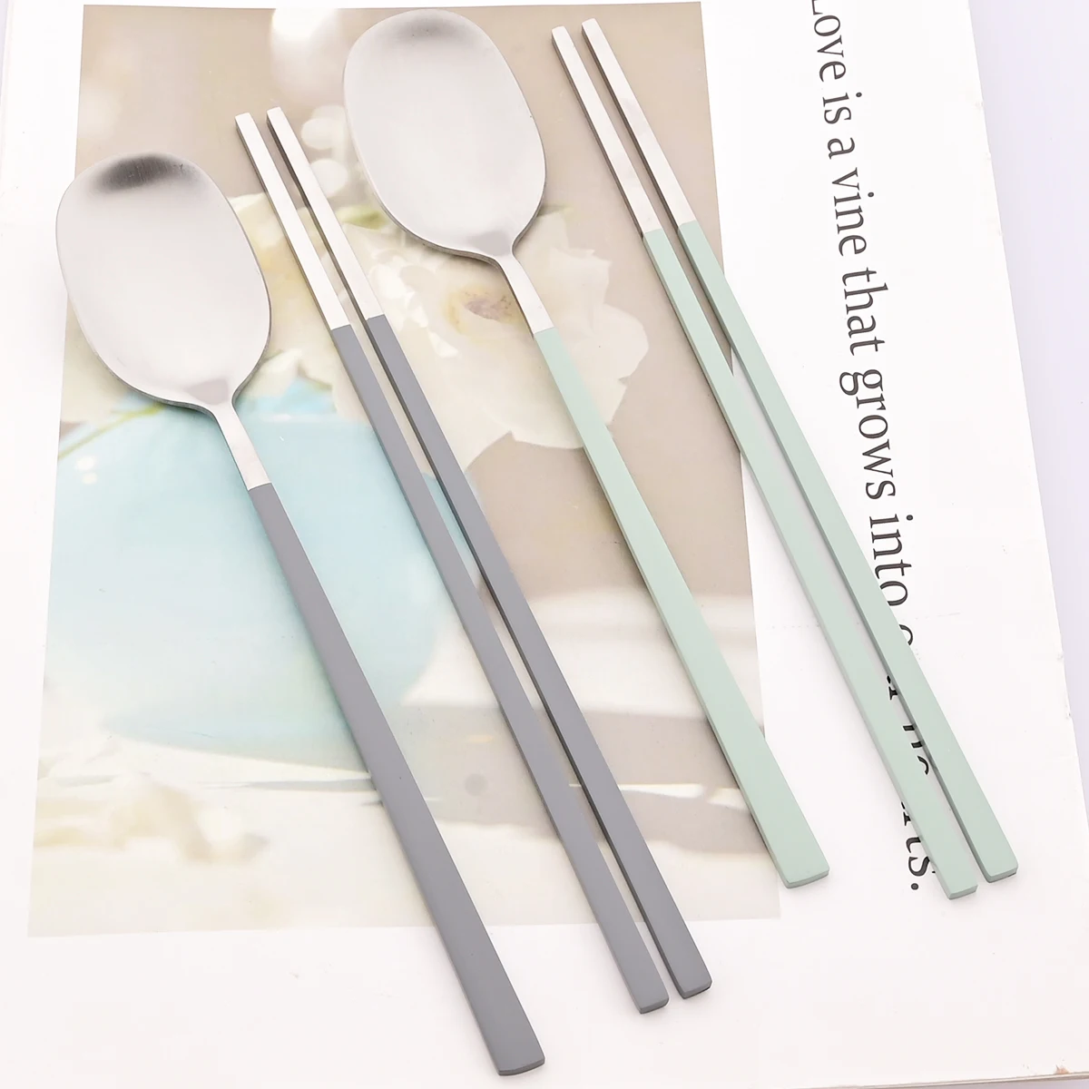 2Pcs 저녁 식사 숟가락 스시 젓가락 Flatware - Kitchen Gadgets Green 리뷰 및 가격